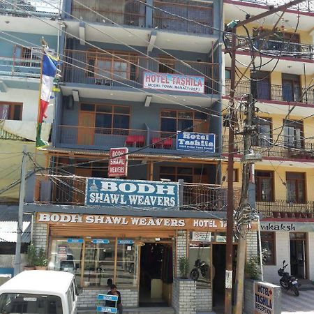Hotel Tashila Manāli Extérieur photo