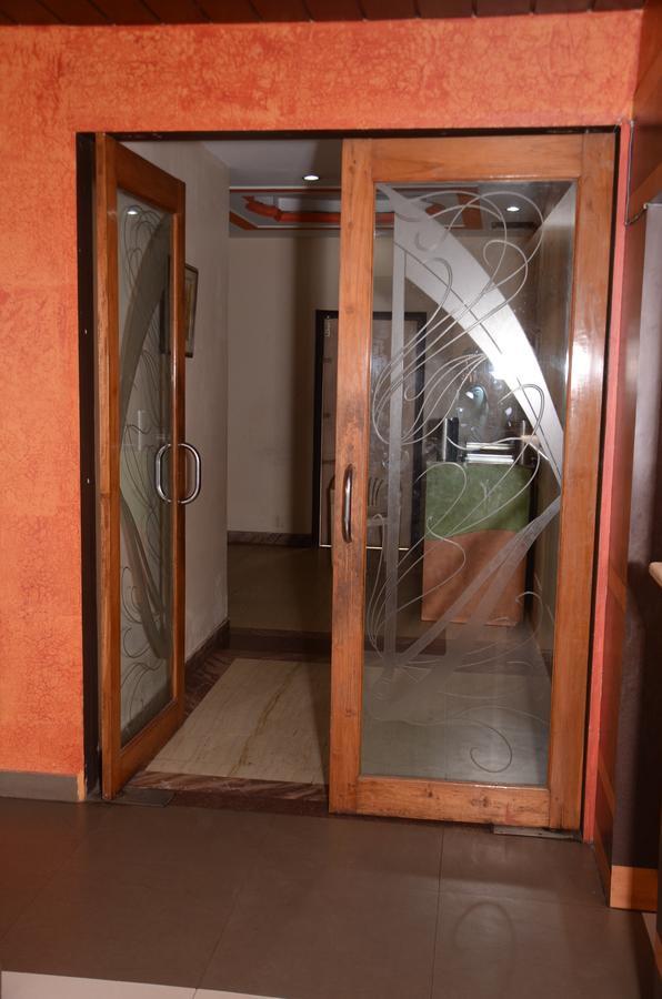 Hotel Tashila Manāli Extérieur photo