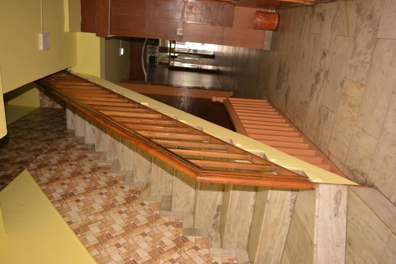 Hotel Tashila Manāli Extérieur photo