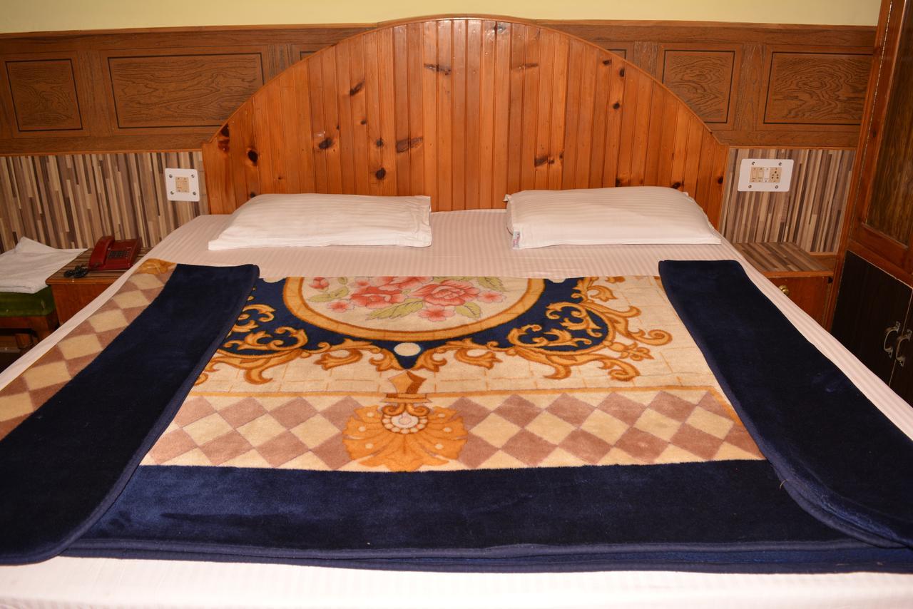 Hotel Tashila Manāli Extérieur photo