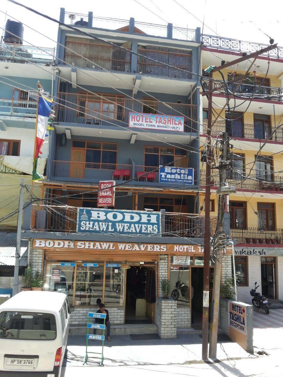 Hotel Tashila Manāli Extérieur photo