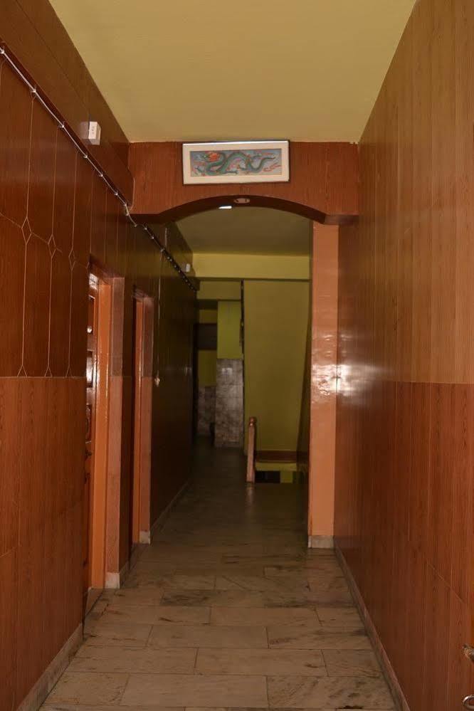 Hotel Tashila Manāli Extérieur photo